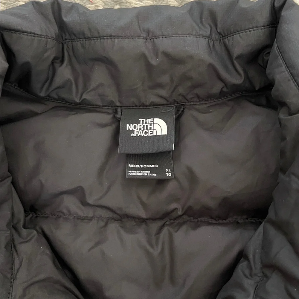 The North Face Black Puffer Vest Men’s XL